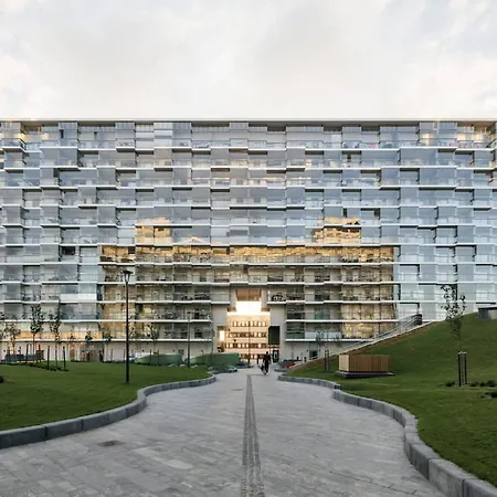 Fredika I Tripla Pasila Prime Location, Parking Apartment